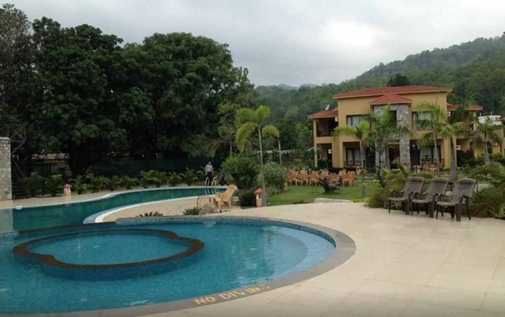 Dewdrop Mango Bloom Resort Nainital Værelse billede