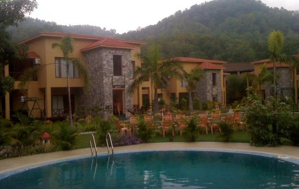 Dewdrop Mango Bloom Resort Nainital Værelse billede